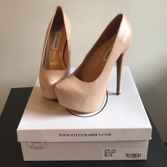 Steve Madden Shoes - Steve Madden Dalya pumps